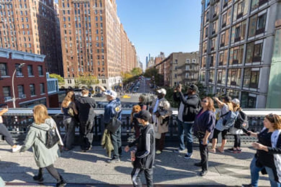 Midtown Reimagined : From Rails To Skyline